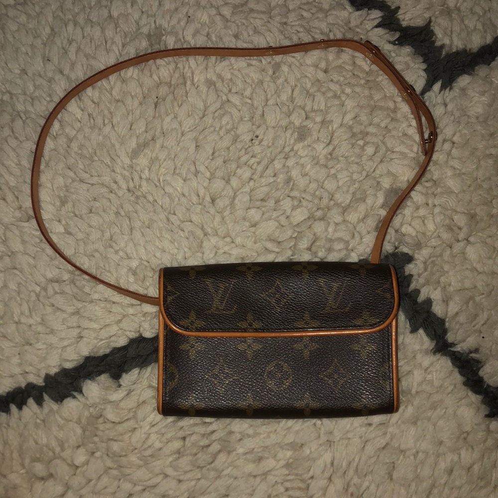 LV Fannypack